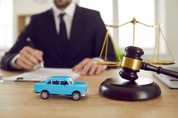 Importance of Hiring a Car Accident Attorney for Legal Guidance in Times of Crisis